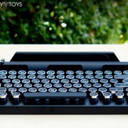 Qwerkytoys 公式サイトより