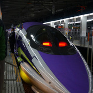 こだま新幹線「500 TYPE EVA」。博多―新大阪間を運行する。