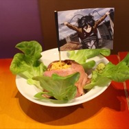 「スイーツパラダイス×進撃の巨人」コラボレポート 巨大スイーツも登場