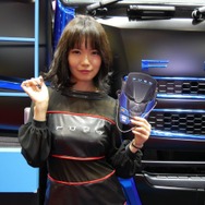 三菱ふそうブース　一之瀬雪乃さん