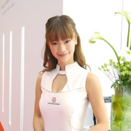 豊田合成ブース　ななえさん