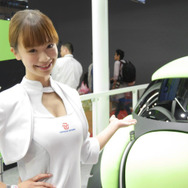 豊田合成ブース　ななえさん