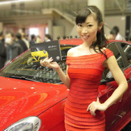 アルファロメオブース　葉山なな子さん