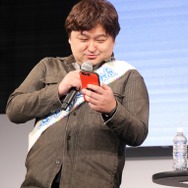 自分のランクを吉永氏に自慢する細山田氏