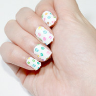 【オトナの乙女ゲーム道】第21回：プリクラみたいにネイルシールが作れる「ネイルプリ」を触ってみた