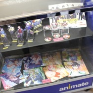 乙女ロードにリムジン、イケメンが赤いバラをプレゼント　「ボーイフレンド（仮）」2周年記念