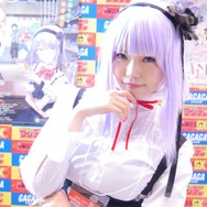 【レポート】「コミケ89」企業ブースのコスプレイヤー写真を一挙130枚！胸元の空いたコスプレイヤーも