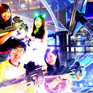 営業終了後のジョイポリスで“サバゲー”するオールナイトイベント「エレクトリックガン」開催決定