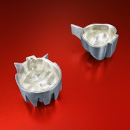 ガンダム＆シャアザクが「錫製ぐいのみ」に！ひとつずつ職人の手造りで制作