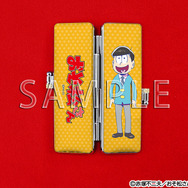 実際に使える「おそ松さん痛印」発売決定、六つ子レザー印鑑ケースも