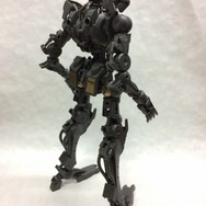 【日々気まぐレポ】第133回 大迫力&緻密！「1/100 バルバトス」のガンダムフレームで遊んでみた