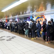 平日朝、たくさんの人が参加