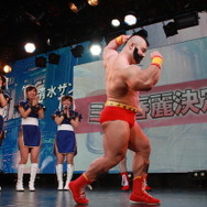 カプコン公式「ミス春麗決定戦」で「ザンギエフ」が優勝、その結果と再現度に会場困惑