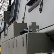 側方の視界はかなり悪く、日本国内での運転には苦労させられるようだ。横を通過するバイクや自転車が怖いという。