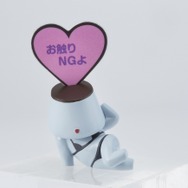 食べたら撃つ!! 冷蔵庫内の“おやつを守護”するフィギュア「プリン隊」誕生