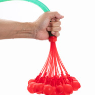 約60秒で100個の水風船を作る玩具「バンチオバルーン」3月31日発売