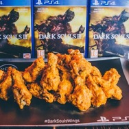海外で『DARK SOULS III』と激辛チキンがコラボ…調理師が刺激から身を守るため、顔や手を完全防護して調理するレベルの辛さ