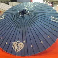 “デレマスなドレス”ってどういうこと！？様々なアニメが工芸品とコラボ…「ラブライブ！ねぶた」や和傘も