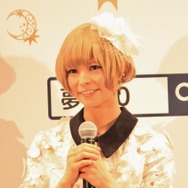 最上もが、セクシードレスでお姫様だっこに大興奮・・・ただし相手は吉田沙保里選手　『夢100』新CM発表会で