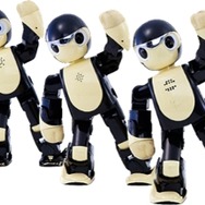 現実のロボットに搭乗して対戦するゲーム「バトルキング」がハウステンボスに登場