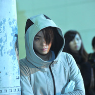 菅田将暉（紫苑）／『デスノート 2016』（C）大場つぐみ・小畑健／集英社　（C）2016「DEATH NOTE」FILM PARTNERS