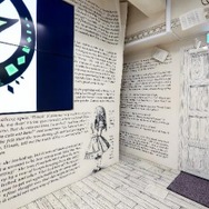 まるで異世界？秋葉原に「不思議の国のアリス」モチーフの貸会議室が誕生