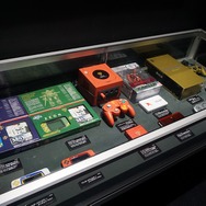 【レポート】企画展「ガンダムゲーム30周年展」が熱い！実物パッケージはもちろん、ワンダースワンや貴重な資料、開発者インタビューも