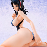 海軍女剣士「たしぎ」が競泳水着姿で「P.O.Pワンピースシリーズ」に登場 、ボディラインくっきりで困惑の表情