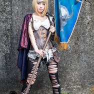 『クラッシュ・オブ・キングス』の新CM、出演するあの有名人を全て見つけられたら100万円！セクシー女戦士・御伽ねこむも参戦