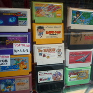 まんだらけ秋葉原店にて、ファミコンカセット1051本コンプセットが展示中！