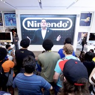 新作ゼルダを遊べた幸運な一般ユーザー500人は誰だ? ニューヨークのストアにも大勢の客足