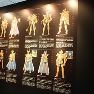 「聖闘士星矢30周年展」レポート 車田正美の原画や黄金聖衣12体が勢揃い