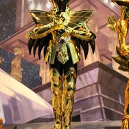 「聖闘士星矢30周年展」レポート 車田正美の原画や黄金聖衣12体が勢揃い