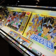 「聖闘士星矢30周年展」レポート 車田正美の原画や黄金聖衣12体が勢揃い