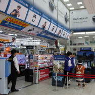 【レポート】「PSVR」ついに予約開始！秋原葉や池袋に行列、深夜のうちに終了する実店舗も