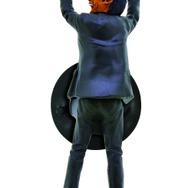 カプセルトイ「窓際の松崎しげる」6月25日発売、あの“黒いフィギュア”第2弾が登場