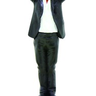 カプセルトイ「窓際の松崎しげる」6月25日発売、あの“黒いフィギュア”第2弾が登場