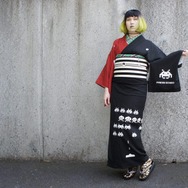 ドイツ人デザイナーによる「スペースインベーダー着物」が話題に！赤と黒のコントラストをドットキャラが彩る