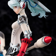 『P4U』悲劇の先行機「機体番号024」がフィギュアに！初の公式デザインとして立体化