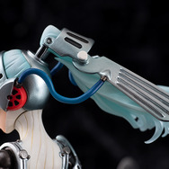 『P4U』悲劇の先行機「機体番号024」がフィギュアに！初の公式デザインとして立体化