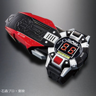 仮面ライダー555の「ファイズアクセル」が“大人向け”に発売！ レインボー造型企画が完全協力