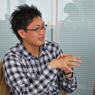 【DEVELOPER'S TALK】アーケードゲームが手のひらに！PSPに移植されたシリーズ最新作『機動戦士ガンダム　ガンダムVS.ガンダム』開発の裏側を聞く