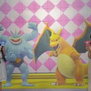 「ポケモンEXPOジム」に新アトラクション「ポケモンお笑い劇場」が登場…リザードンがボケ連発、ツッコミ役はカイリキー