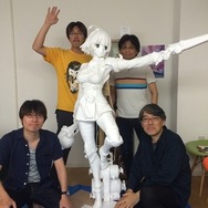 「甲鉄城のカバネリ」無名が等身大立像化 キャスト出演の完成記念イベントも