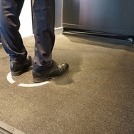 【レポート】『ガンダムVR』で感じた恐怖と興奮…ガンダムの手に乗り、ザクに襲われる