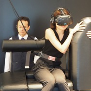 【レポート】『ガンダムVR』で感じた恐怖と興奮…ガンダムの手に乗り、ザクに襲われる