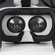 スマホで楽しめるVR体験機「BotsNew VR」8月下旬発売、ジェスチャーで操作が可能