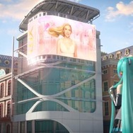 初音ミク、脱・ツインテール？ 「LUX」新CMでスカーレット・ヨハンソンと共演
