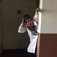 映画「ライト/オフ」とコラボしたリアルホラーゲーム『ZAW』が川崎競馬場で開催！4,800平米の巨大お化け屋敷