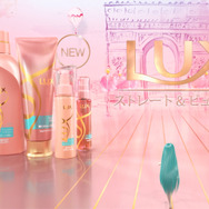 「LUX × 初音ミク」コラボCM公開!電子の歌姫がスカーレット・ヨハンソンと夢の競演